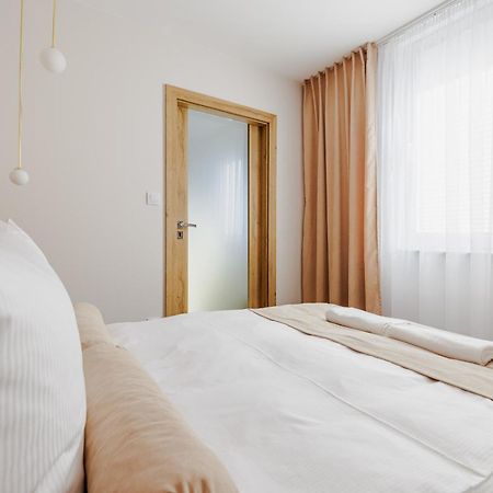Cisza I Spokoj Aparthotel ราชิน ภายนอก รูปภาพ