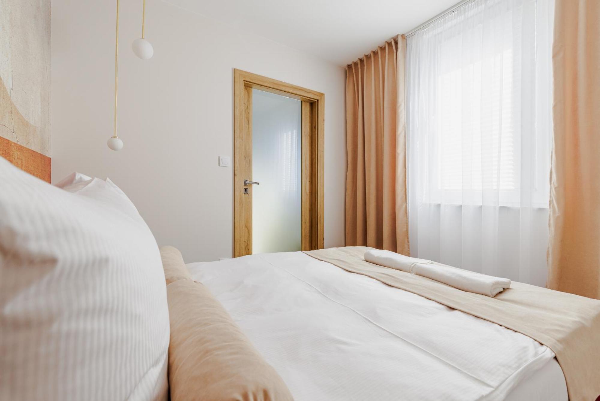 Cisza I Spokoj Aparthotel ราชิน ภายนอก รูปภาพ